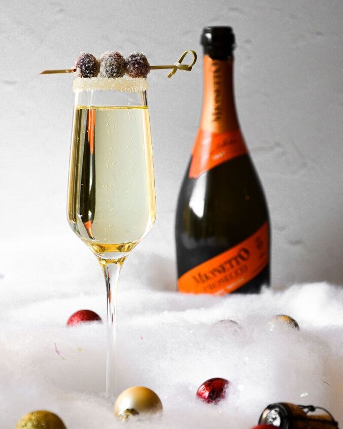 holiday elderflower prosecco cocktail