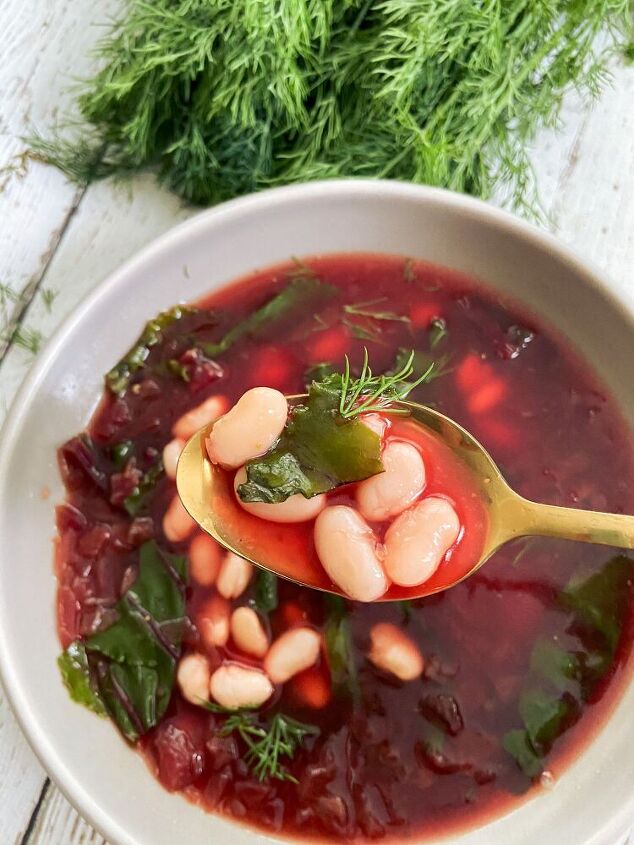 vegetarian borscht with beans