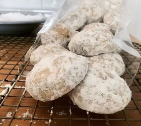 Cashew Nougat Cookies