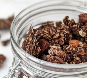 s 10 chocolate treats that make great holiday gifts, Healthy Dark Chocolate Almond Granola