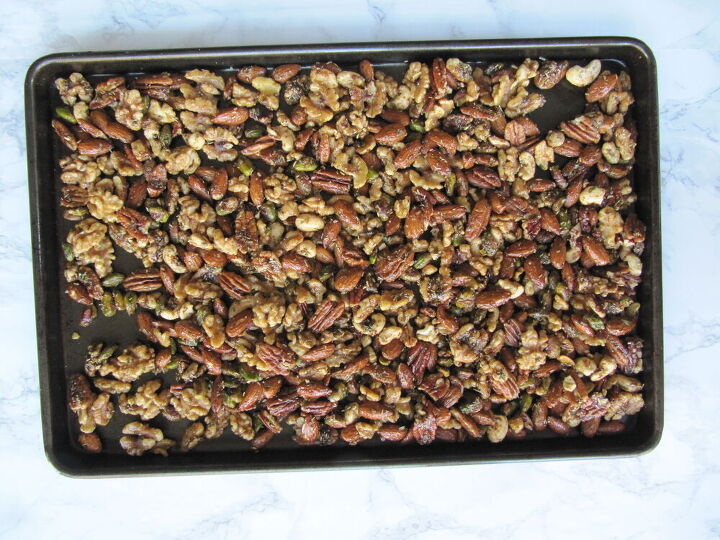 rosemary tarragon spicy mixed nuts