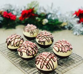 s how to make the ultimate cup of cocoa 10 ways, Peppermint Bark Hot Cocoa Bombs