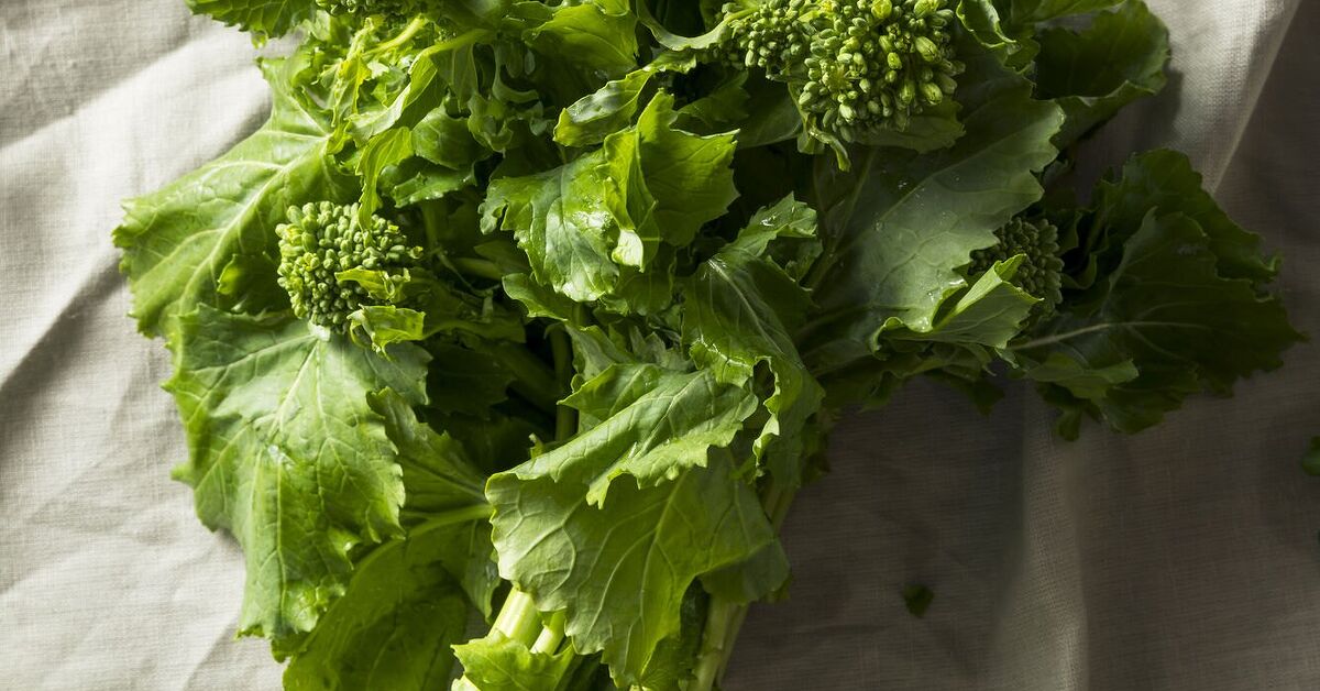 Spicy Italian-style Broccoli Rabe | Foodtalk