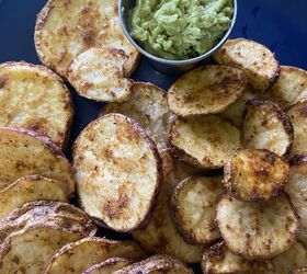 Add these 6 simple ingredients to potatoes to create the perfect crispy snack!