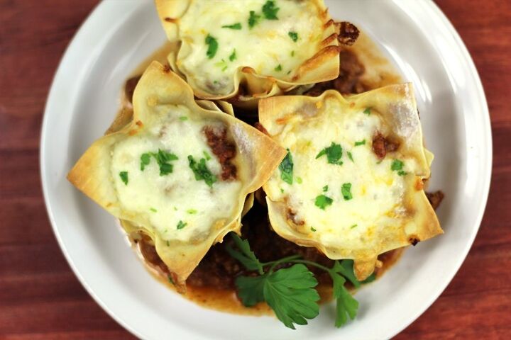 s 13 tasty twists on classic lasagna great dinner ideas, Lasagna Bites Recipe