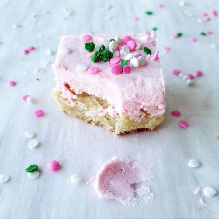 sugar cookie bars with buttercream frosting