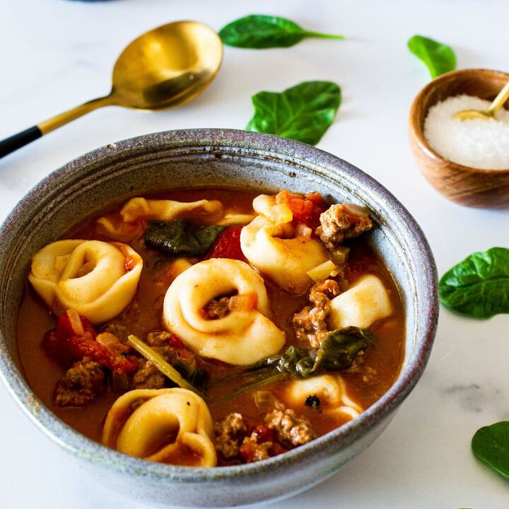 hearty tortellini and spinach soup