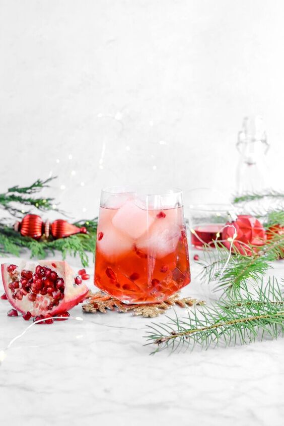 pomegranate moscow mule