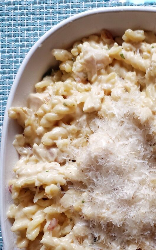 s 13 delicious ways to use your dinner leftovers, Creamy Chicken Pasta