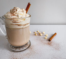 Make any night a million times better with 10-minute snickerdoodle cocoa (just 4 ingredients!)