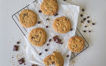 Dark Chocolate Filled Oatmeal Raisin Cookies With Brown Butter