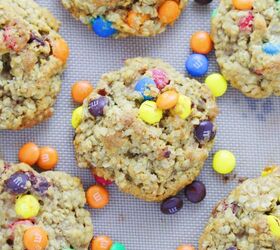 Easy Chewy Oatmeal M&M Cookies