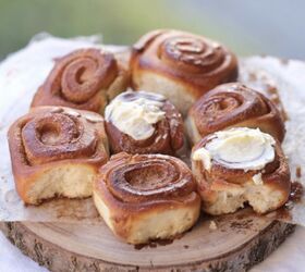 If you're a fan of the crispy-on-the-outside, gooey-on-the-inside cinnamon bun, get ready!