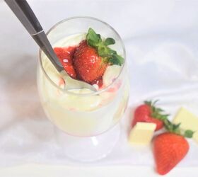 White Chocolate-Strawberry Mousse