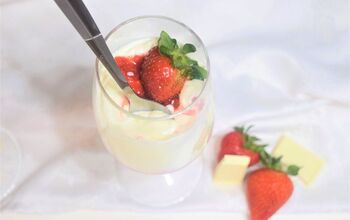 White Chocolate-Strawberry Mousse