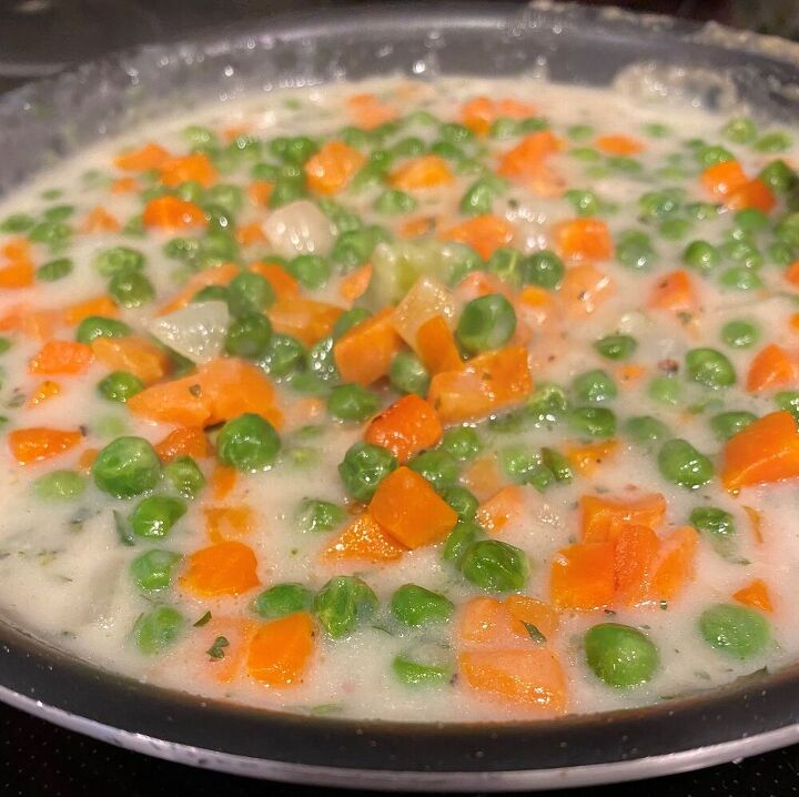 curry chicken pot pie, Getting it all together was pretty easy