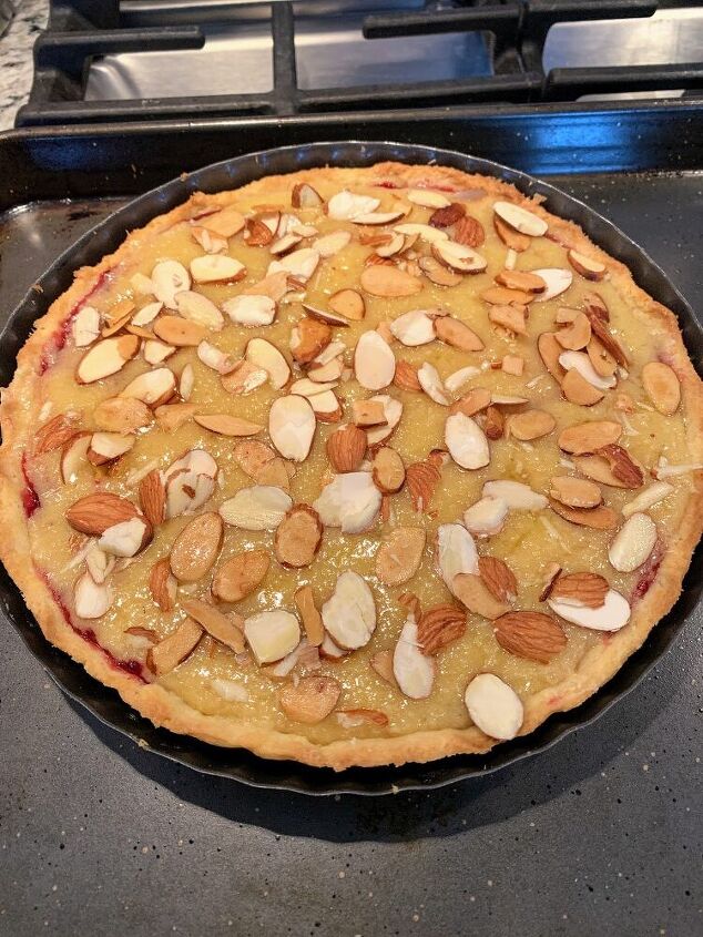 bakewell tart almond raspberry