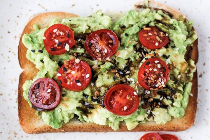 avocado toast with balsamic glaze