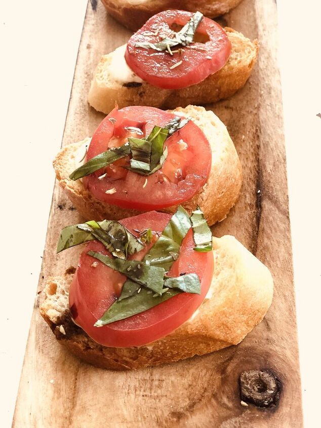 tomato bruschetta that is easy and quick to make