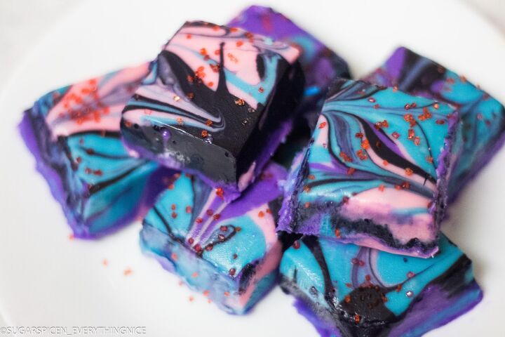 s 15 amazing recipes you can make with less than 5 ingredients, 4 Ingredient Galaxy Fudge