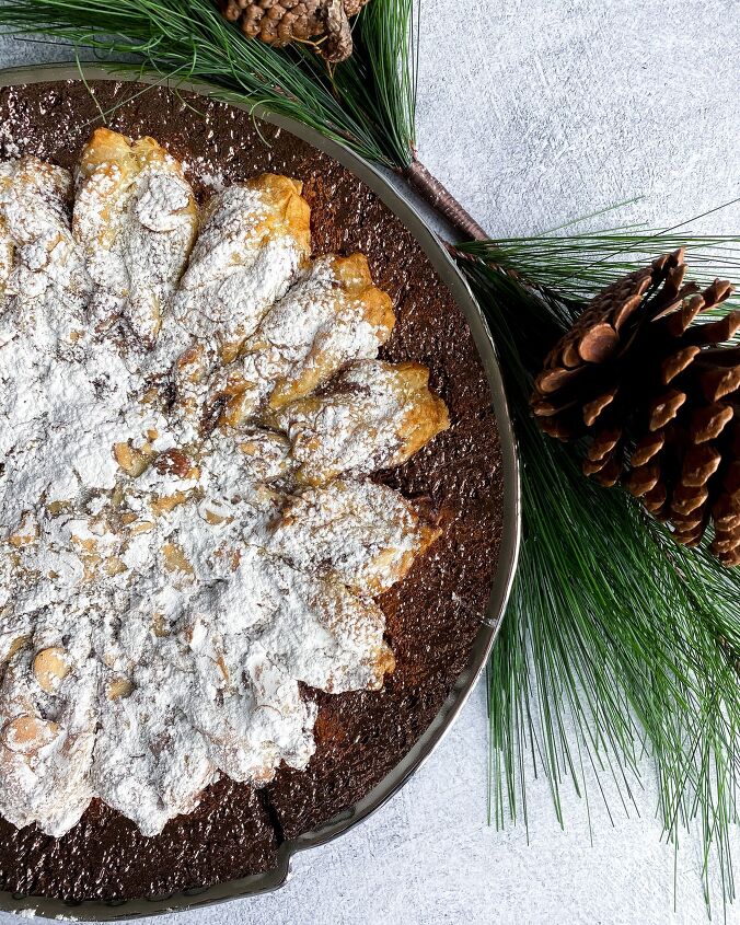 s 15 amazing recipes you can make with less than 5 ingredients, 3 ingredient Nutella Snowflake