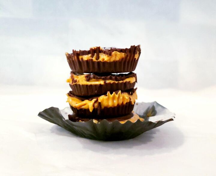 s 15 amazing recipes you can make with less than 5 ingredients, Dark Chocolate Peanut Butter Cups