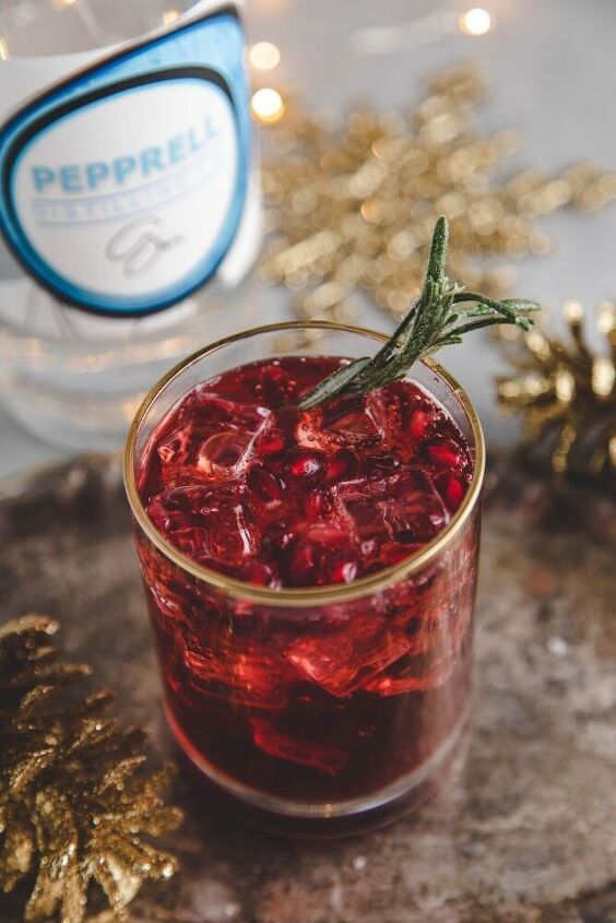 pomegranate gin cocktail