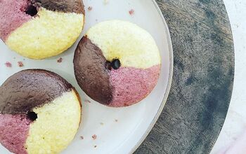 Neapolitan Donuts