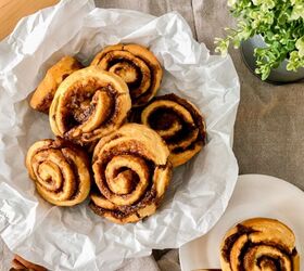 easiest ever cinnamon rolls