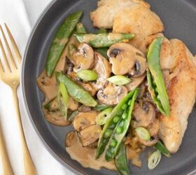 Chicken With Creamy Mushrooms and Snap Peas