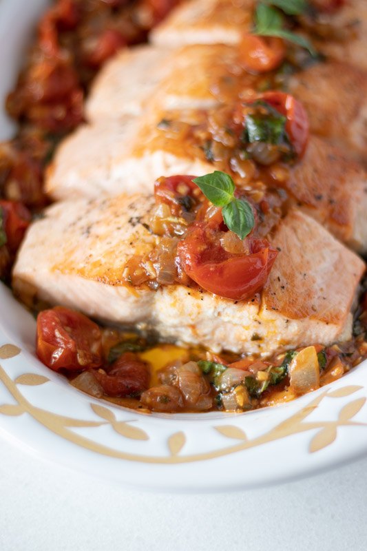 pan seared salmon with cherry tomatoes