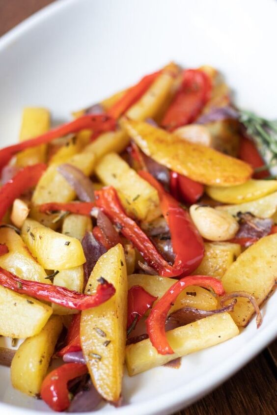 roasted potatoes with red bell peppers onions and rosemary