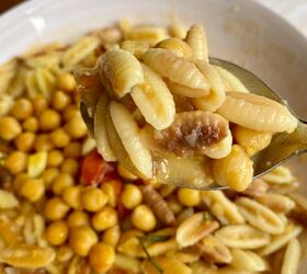 Fried Pasta & Chickpea Soup | Foodtalk