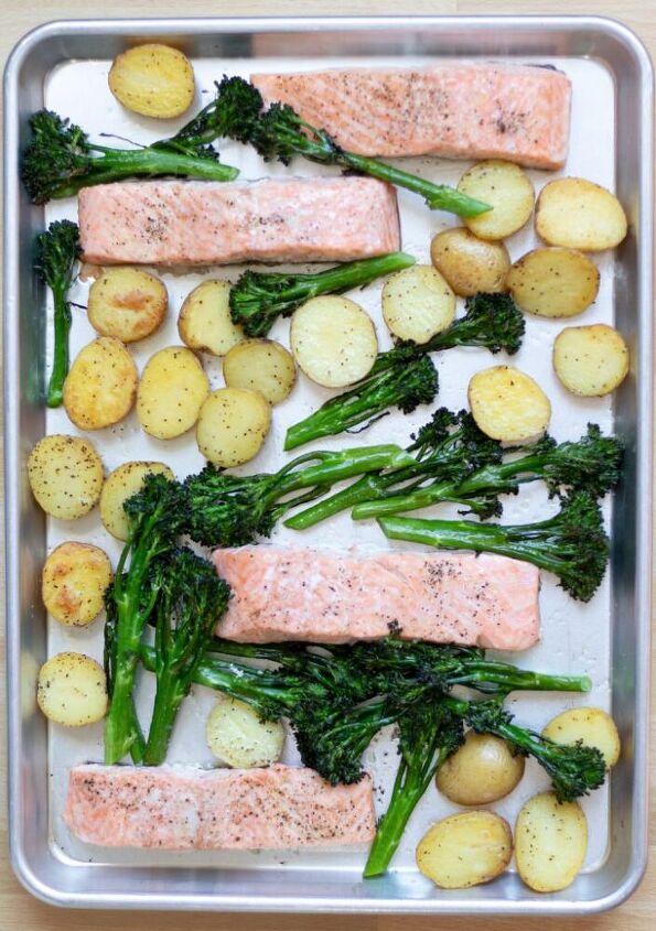 sheet pan salmon with broccolini and baby potatoes