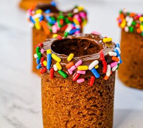 cookie shot glasses - For your milk and cookies! #cookies