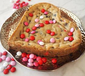 Giant Chocolate Chip Cookie Heart