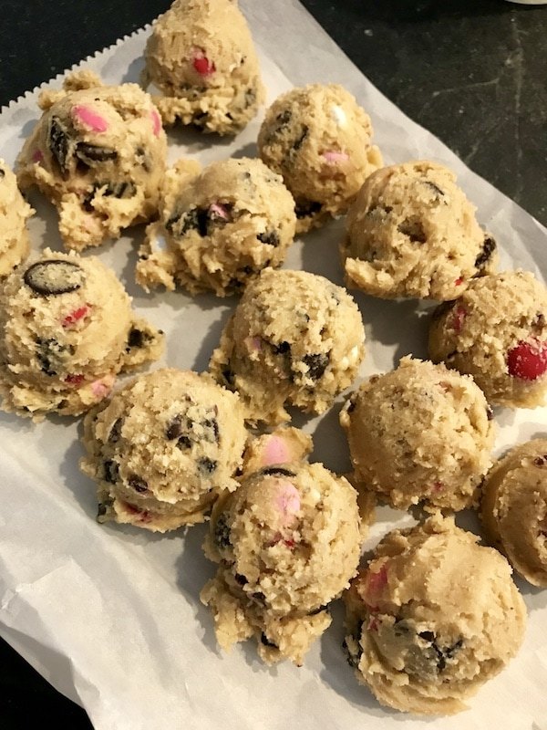 giant heart chocolate chip cookie recipe