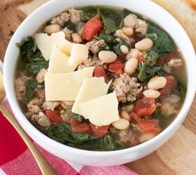 Italian Sausage, White Bean, and Spinach Soup