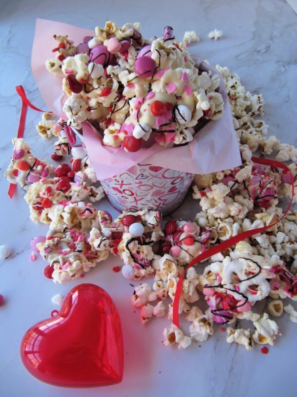 s 10 valentine s day treats that will win over anyone s heart, Valentine s Popcorn