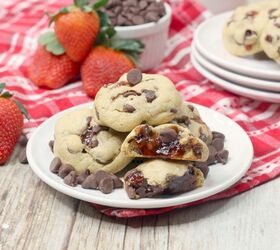 strawberry-infused-chocolate-