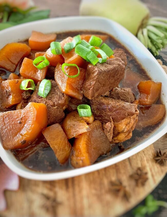 cantonese instant pot braised beef with radish