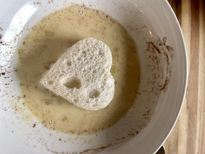 heart shaped stuffed french toast