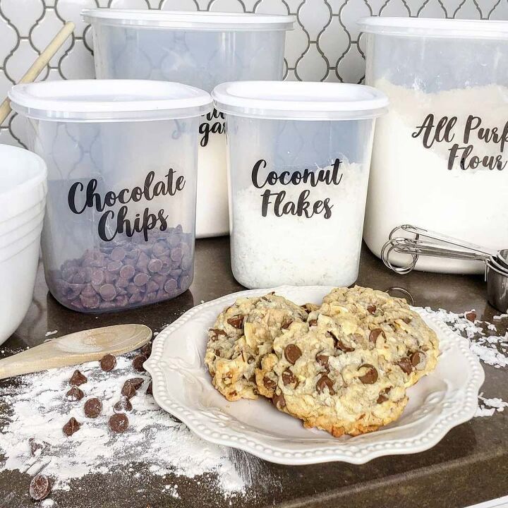 the yummiest almond joy chocolate chip cookie recipe, pantry labels can be found HERE