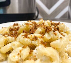 Super rich and creamy mac and cheese in less than 10 minutes