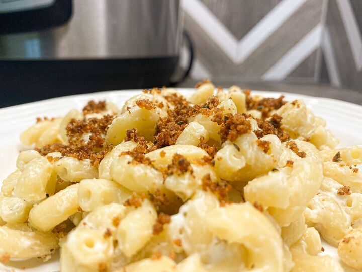 3 minute instant pot goat cheese mac n cheese