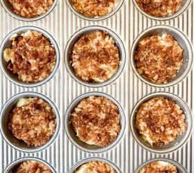 apple fritter muffins