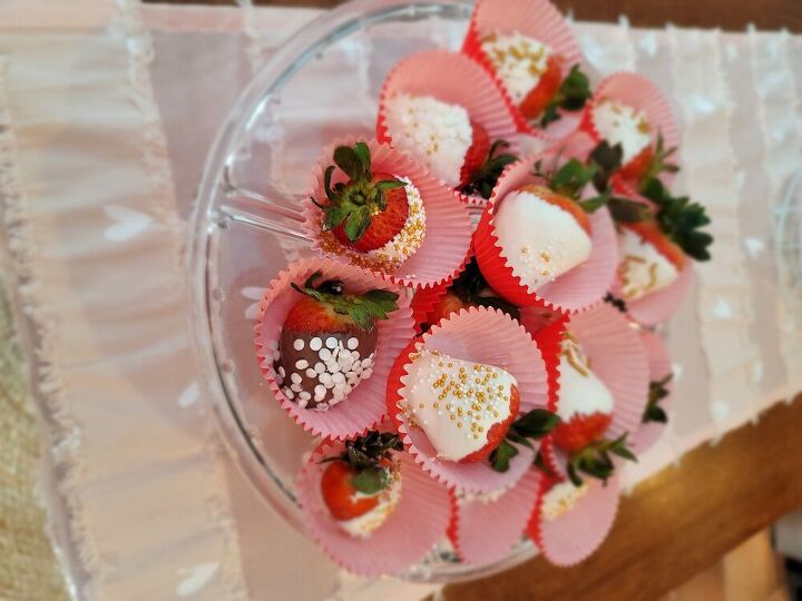 homemade chocolate covered strawberries for valentine s gifts