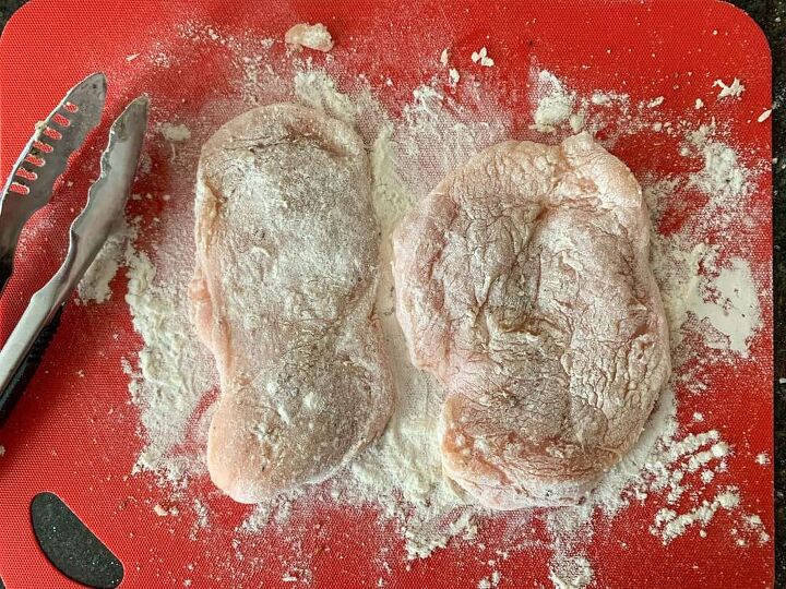 creamy chicken marsala, Pounded chicken coated with flour