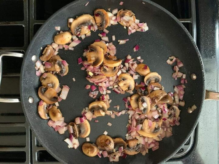 creamy chicken marsala, Browned mushrooms and red onions in pan