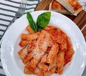 This easy sauce is the perfect recipe if you need to get dinner on the table pronto